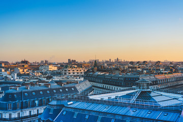 （哦）和（噢）有什么区别？