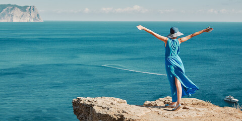 宁波机场离哪个高铁站近