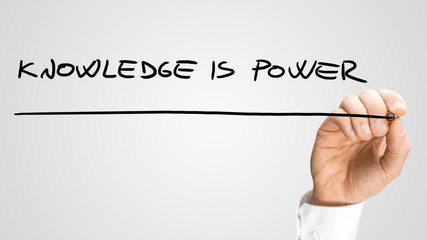 戌时出生的男孩命运 在戌时出生的男孩好吗