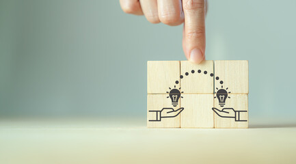 蜜蜂有哪些优秀品质(四字词语)